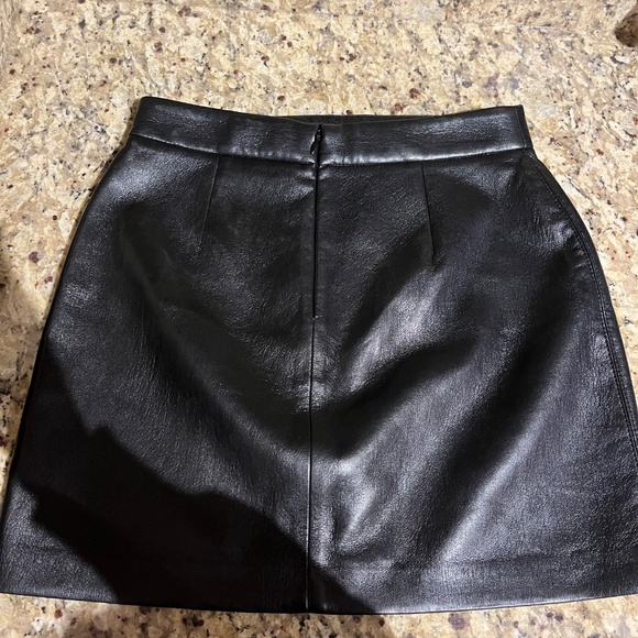 Aritzia Patio Skirt - Picture 3 of 4